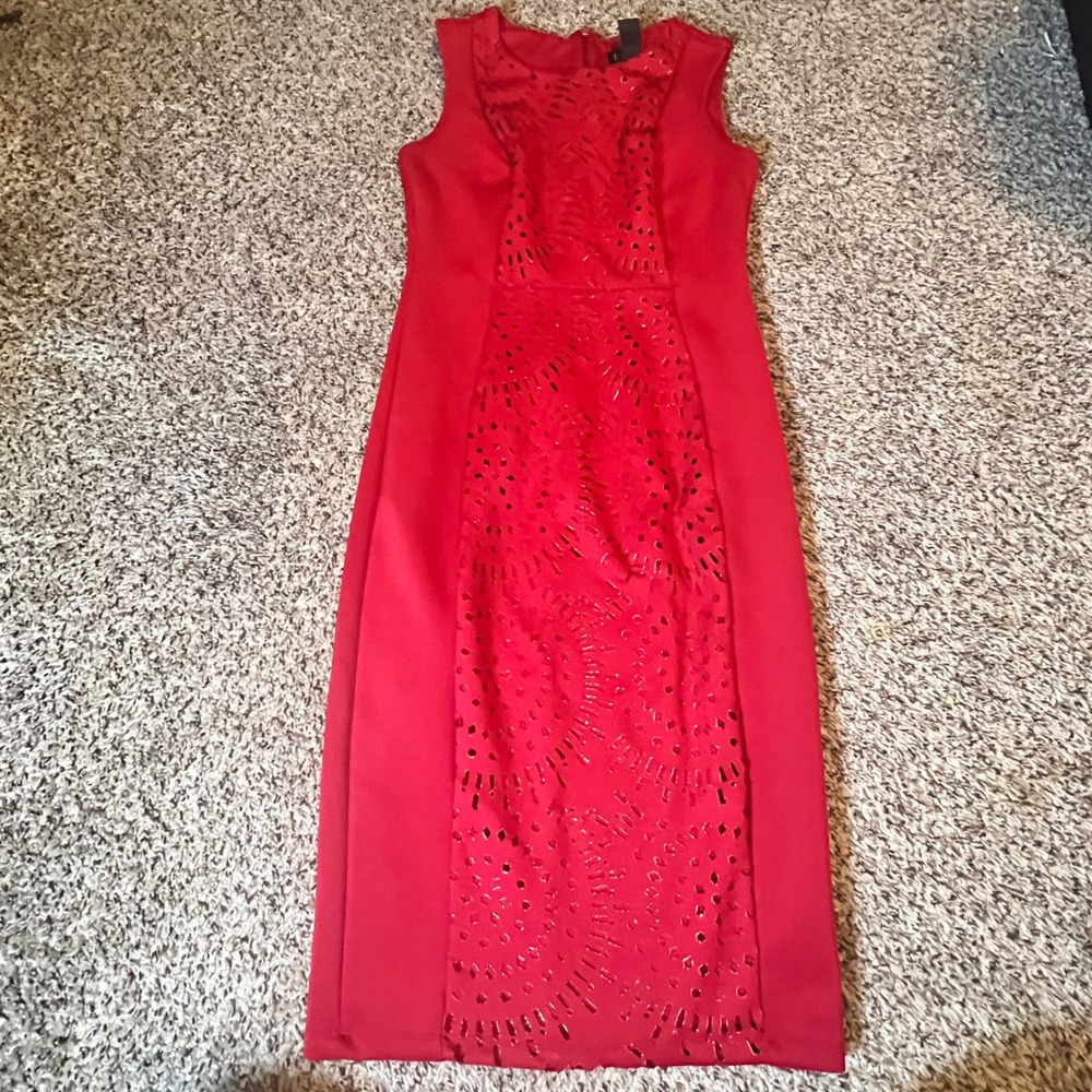 Enfocus Studio Red Laser Cut Metallic Sheath Dress‎ Size 6 61194 Sleeveless 40in
